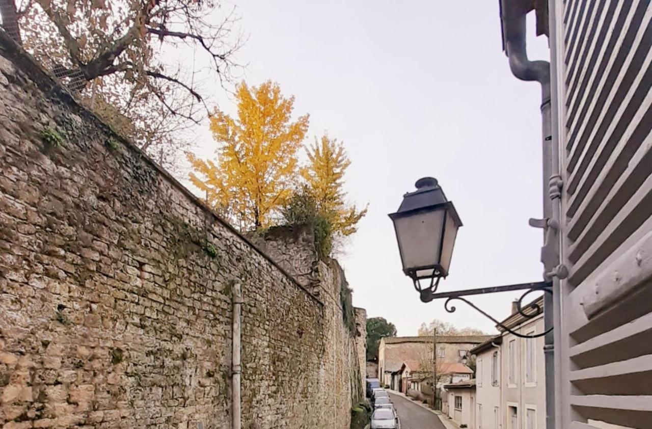 Logis Des Lugats, Gite De Charme La Réole Dış mekan fotoğraf